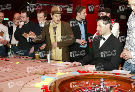 Mario Cortez, Alexander Sternberg