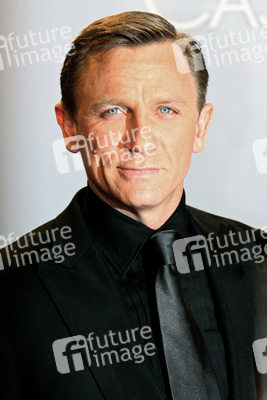 Daniel Craig