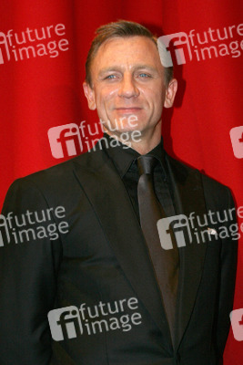 Daniel Craig