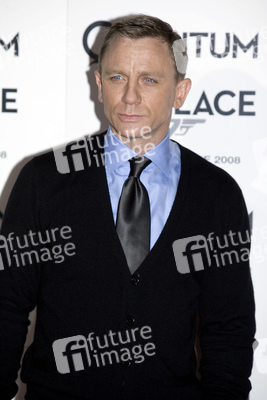 Daniel Craig