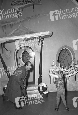 Géza von Cziffra mit Jung-Darsteller