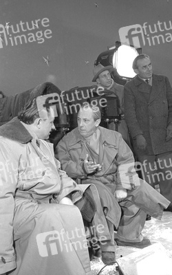 Géza von Cziffra (Mitte)