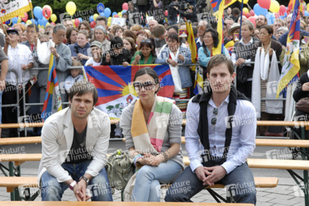 Ole Tillmann mit Ehefrau Anita, Clemens Schick