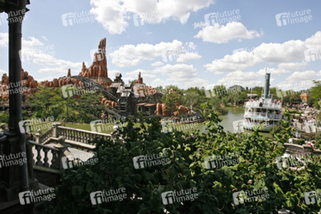 Big Thunder Mountain und Thunder Mesa Riverboat