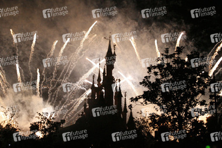 Feuerwerk am Sleeping Beauty Castle an der Central Plaza