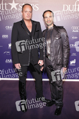 Klaus Unrath, Ivan Strano