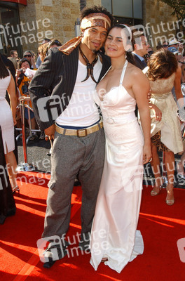 Kiko Ellsworth, Christine Carlo