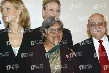 Veronica Ferres, Ela Gandhi, Giora Feidman