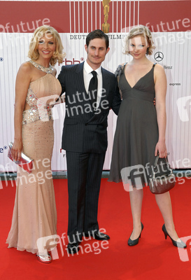 Sonya Kraus, Clemens Schick mit Begleitung