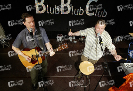 Nico Walser, Wolfgang Grieger