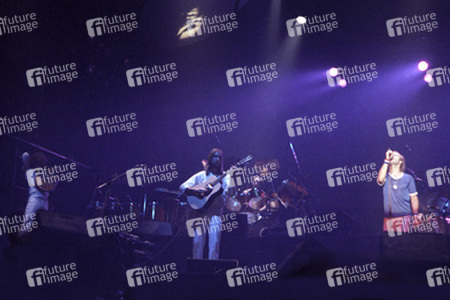 Daryl Stuermer, Mike Rutherford, Chester Thompson, Phil Collins