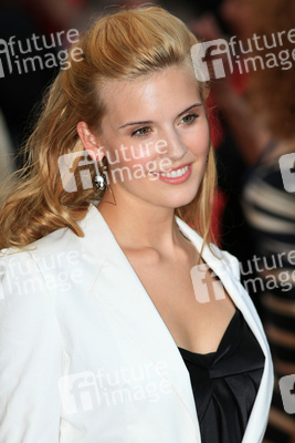 Maggie Grace