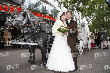Viola Wedekind, Jacques Breuer