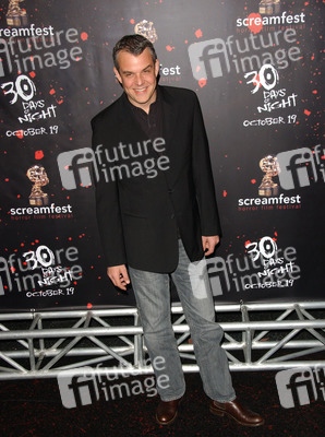 Danny Huston