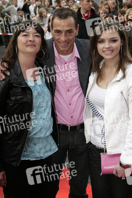 Andreas Niedrig mit Ehefrau Sabine und Tochter Jana