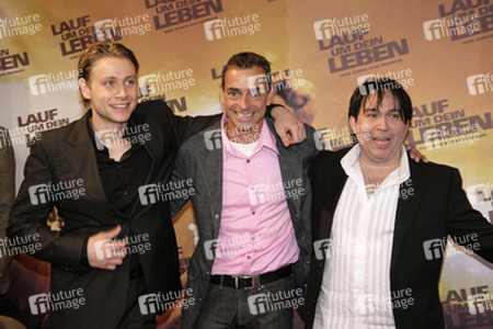 Max Riemelt, Andreas Niedrig, Adnan G. Köse