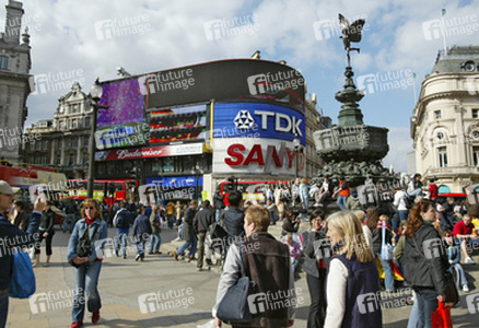 Piccadilly Circus mit Shaftesbury Memorial Fountain (Eros Brunnen)