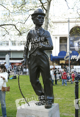 Charlie Chaplin Denkmal