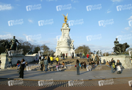 Victoria Monument