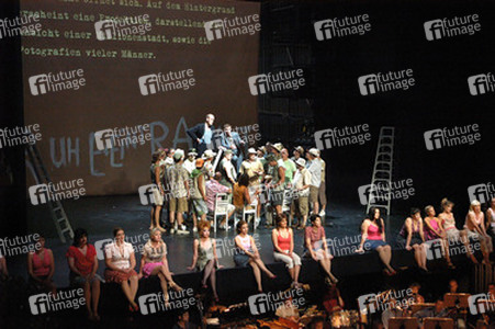 Fotoprobe 'Aufstieg und Fall der Stadt Mahagonny'