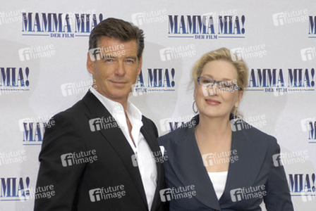 Pierce Brosnan, Meryl Streep