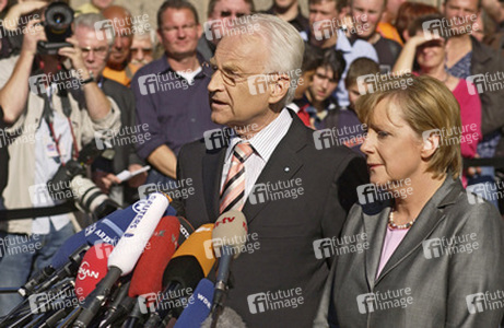 Edmund Stoiber, Angela Merkel