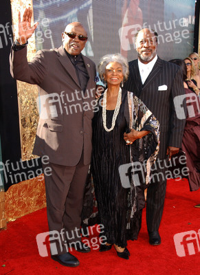 Louis Gossett Jr., Nichelle Nichols, John Amos