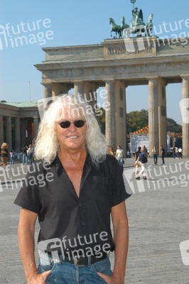 János Kóbor (Omega)