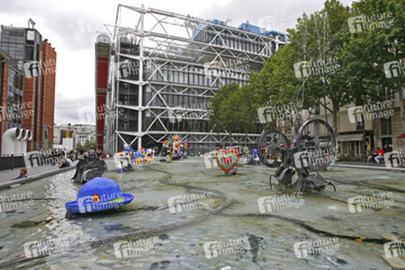 Strawinski-Brunnen / Tinguely-Brunnen