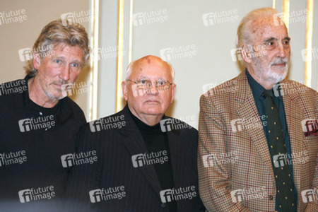 Roger Waters, Michail Gorbatschow, Christopher Lee