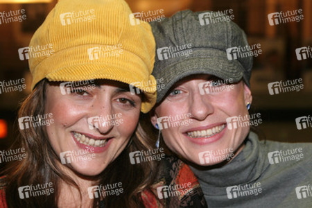 Candela Pena, Monica Van Campen