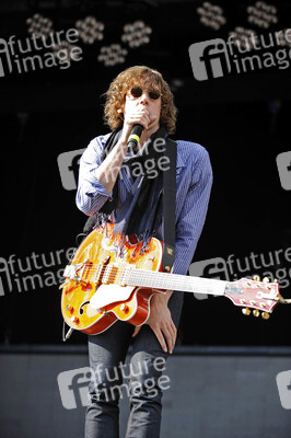 Johnny Borrell