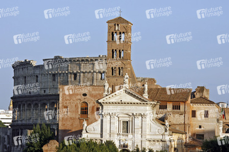 Kirche San Francesca Romana und Kolosseum