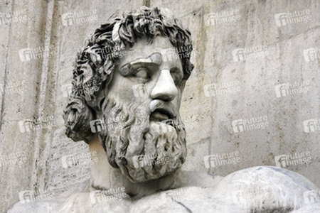 Palazzo Senatorio / Senatorenpalast