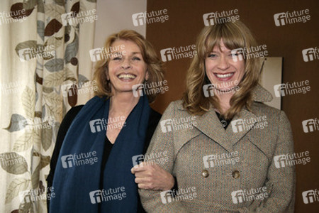 Senta Berger, Caroline Peters