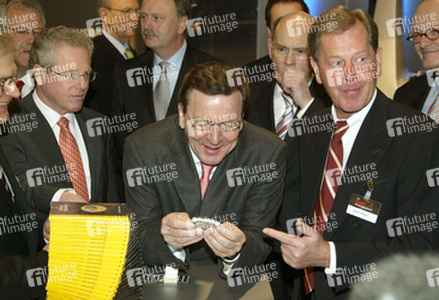 Gerhard Schröder, Johann Weihen