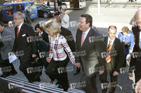 Gerhard Schröder mit Gattin Doris Schröder-Köpf
