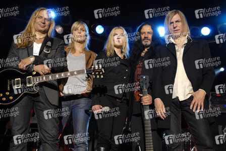 Uwe Hassbecker, Melanie Marschke, Anna Loos, Jäcki Reznicek, Ritchie Barton