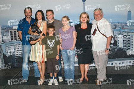 Marc Meyer(Regie), Nina Kronjäger, Cleo (Hund), Samuel Finzi, Ennio Incanova, Anna-Maria Mühe, Margot Nagel, Harald Warmbrunn