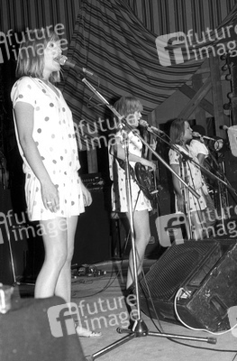 Lani Weymouth, Tina Weymouth, Laura Weymouth