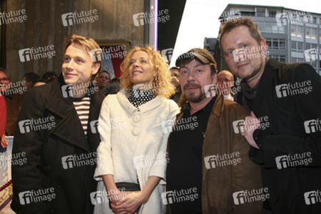 Max Riemelt, Katja Riemann, Armin Rohde, Hardi Sturm