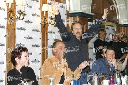 Nana Visitor, Marc Alaimo, Jeffrey Combs, Max Grodénchik