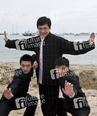 Fengchao Liu; Jackie Chan; Wenjie Wang