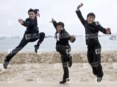 Fengchao Liu; Jackie Chan; Wenjie Wang