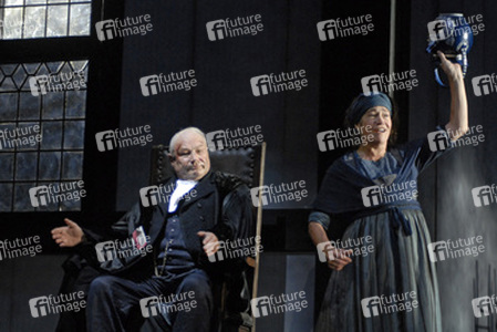 Klaus Maria Brandauer, Tina Engel