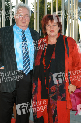 Wolf Grimm, Regina Ziegler