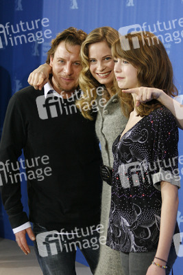 Anders W. Berthelsen, Maria Bonnevie, Sarah Juel Werner