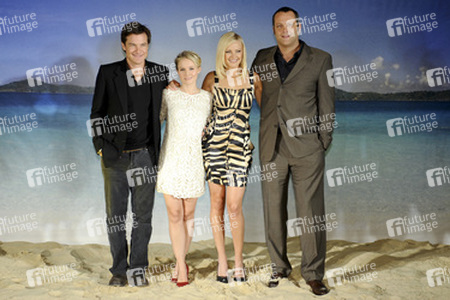 Jason Bateman, Kristen Bell, Malin Akerman, Vince Vaughn