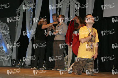 Lori Dungey, Jed Brophy, Thomas Robins