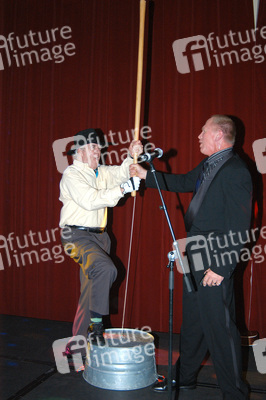 Richard Herd, Vaughn Armstrong